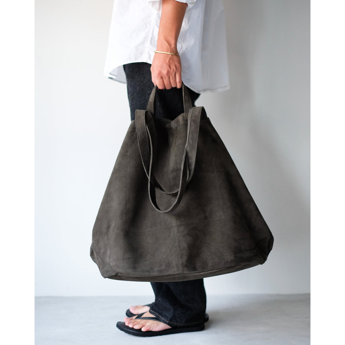 morphee / Double Tote XXL / Oiled Suede Moss Green