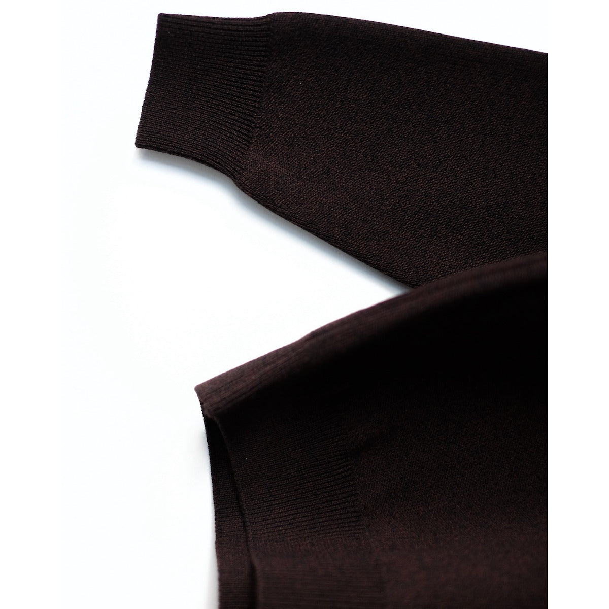 BATONER / Solid Wool Smooth Crew Neck / ROSEWOOD
