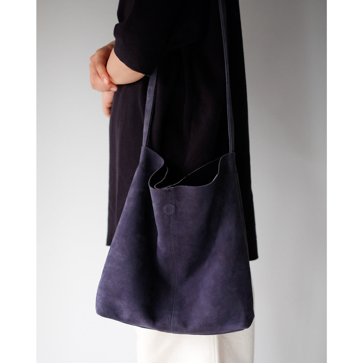 morphee / Square Shoulder / NAVY