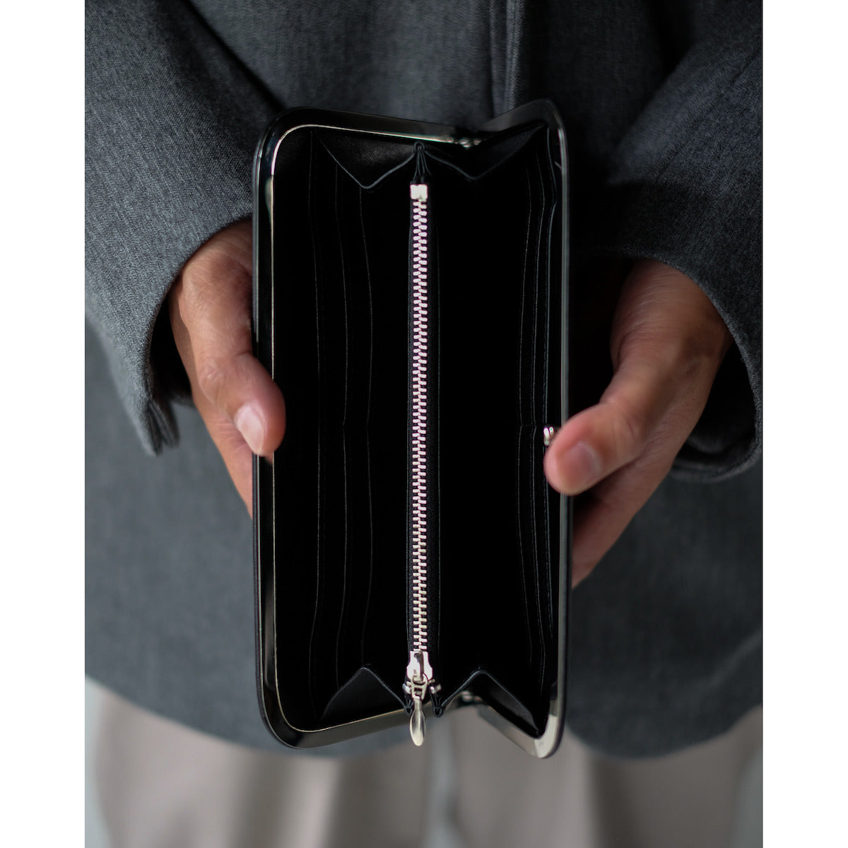 morphee SAC À MAIN / Framed Leather Long Wallet / BLACK(GOLD)
