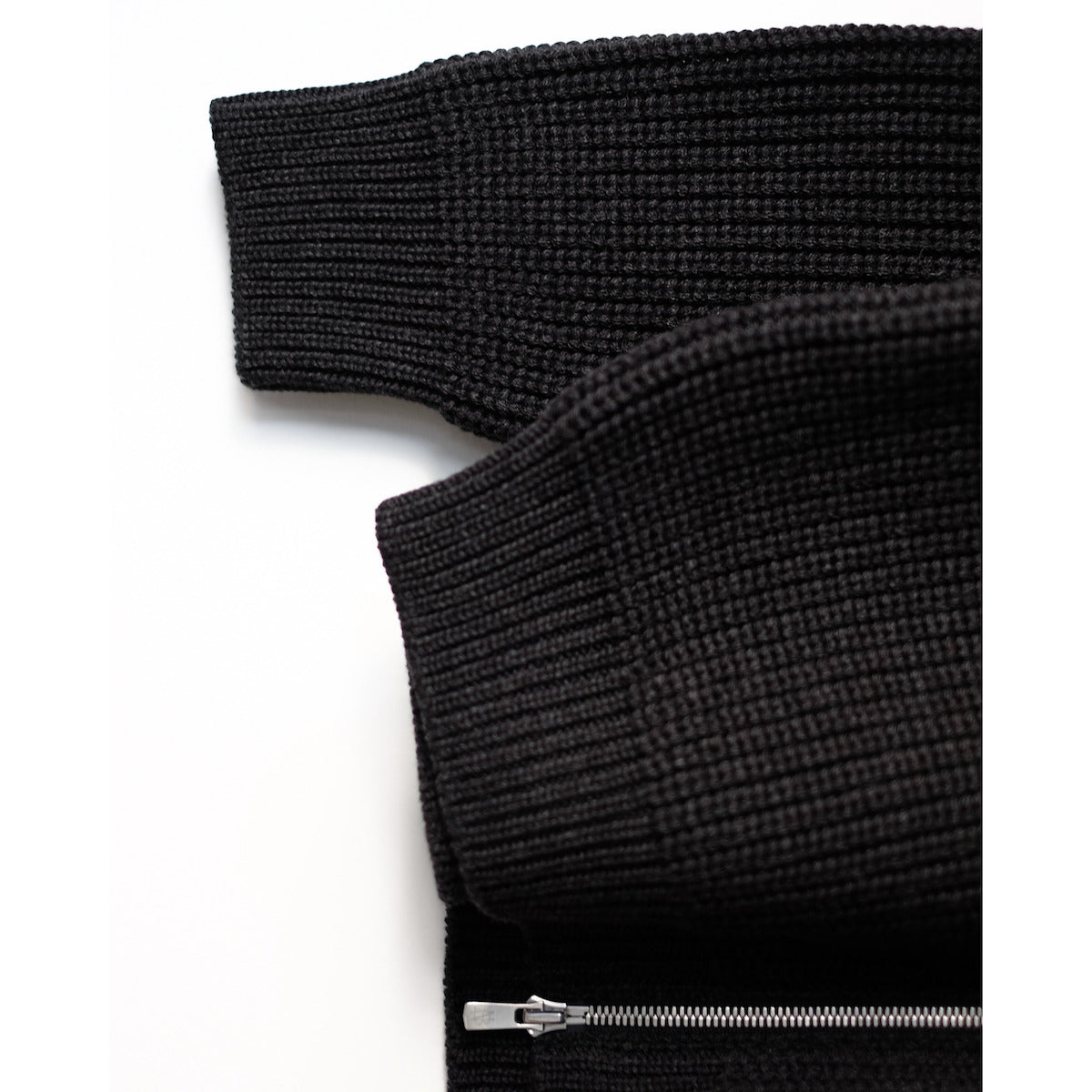 BATONER / Signature Drivers Knit / CHARCOAL