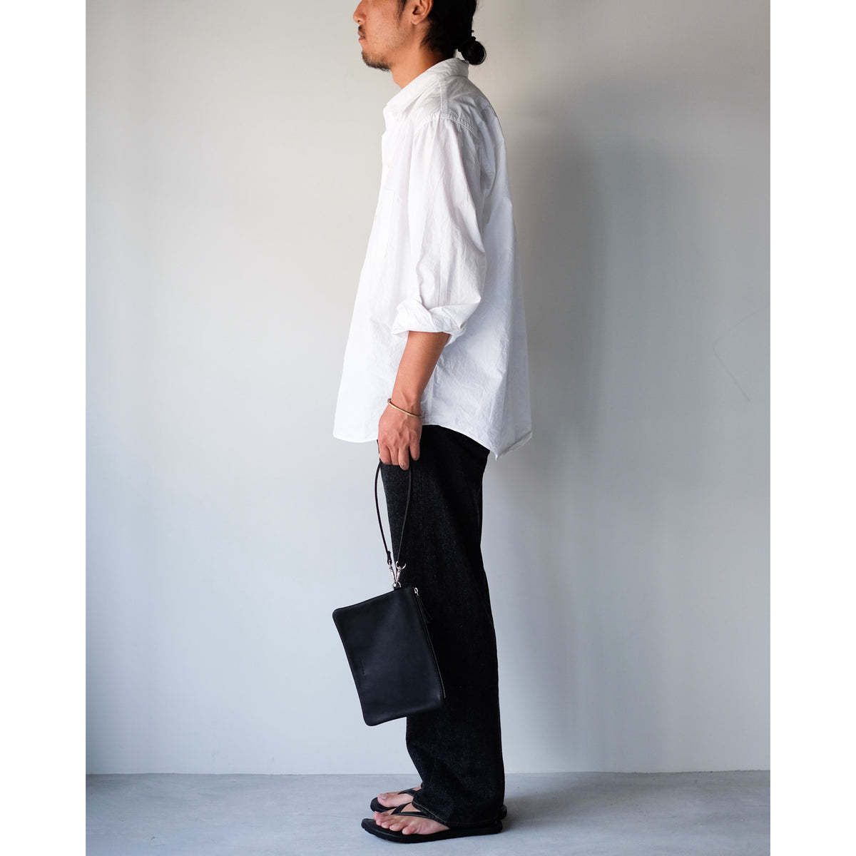 morphee / STRAP LEATHER POUCH / BLACK