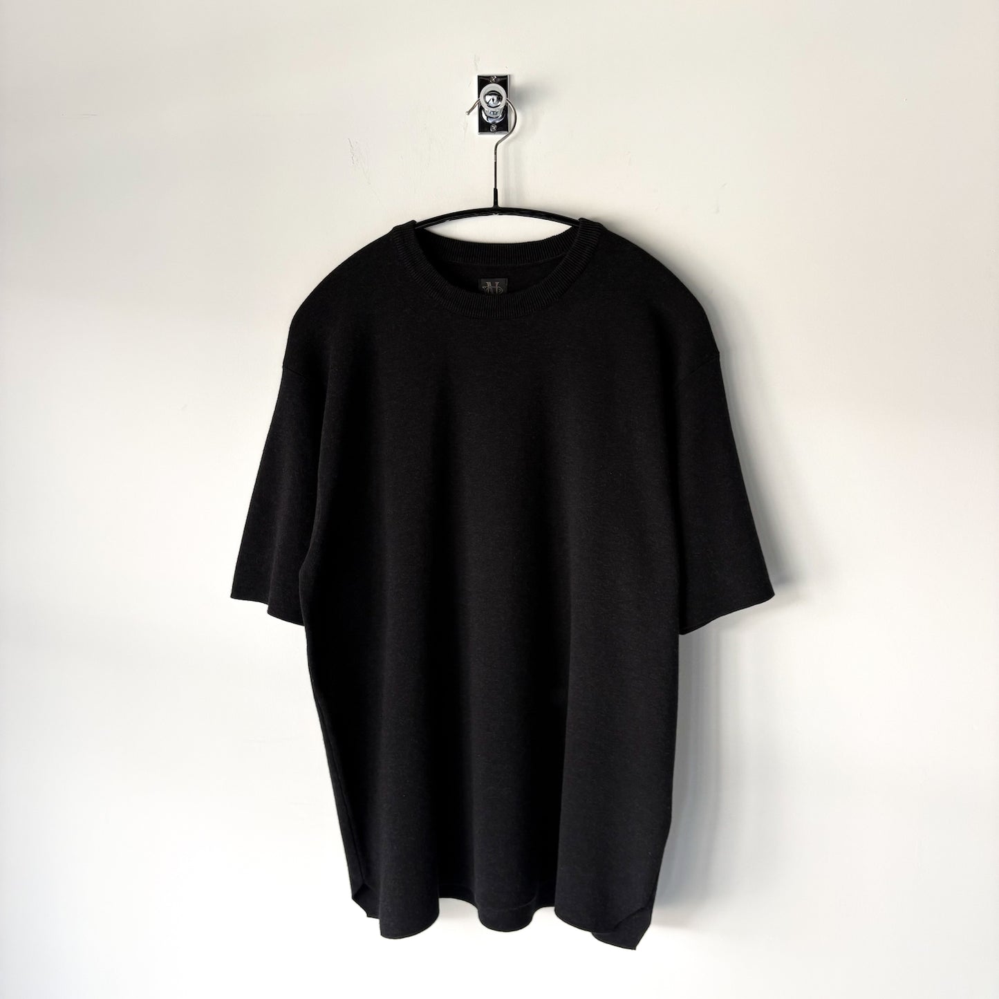BATONER / 32G Smooth Knit T-Shirt / MELANGE BLACK