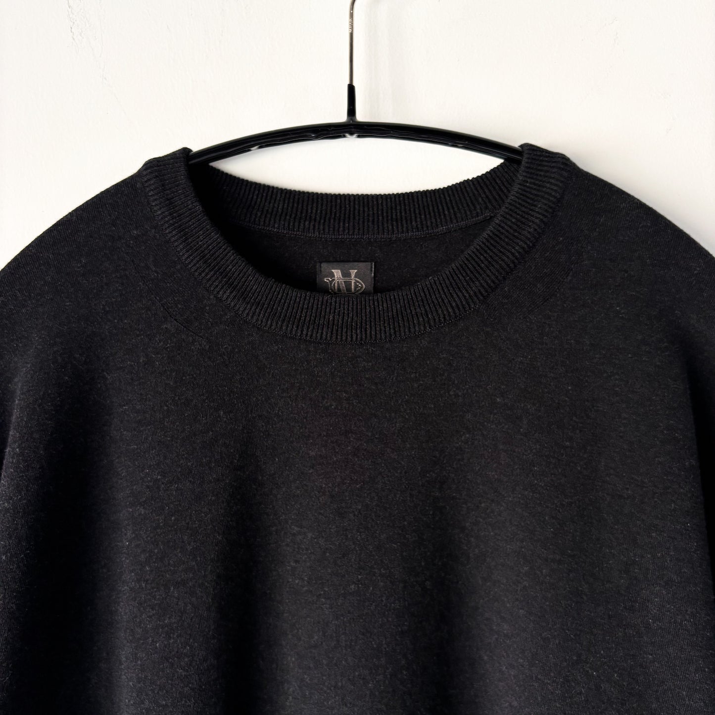 BATONER / 32G Smooth Knit T-Shirt / MELANGE BLACK