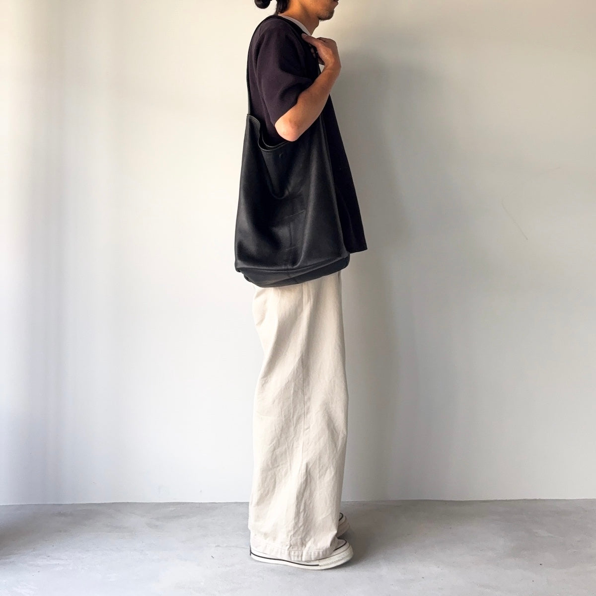 morphee / Cylinder L / BLACK