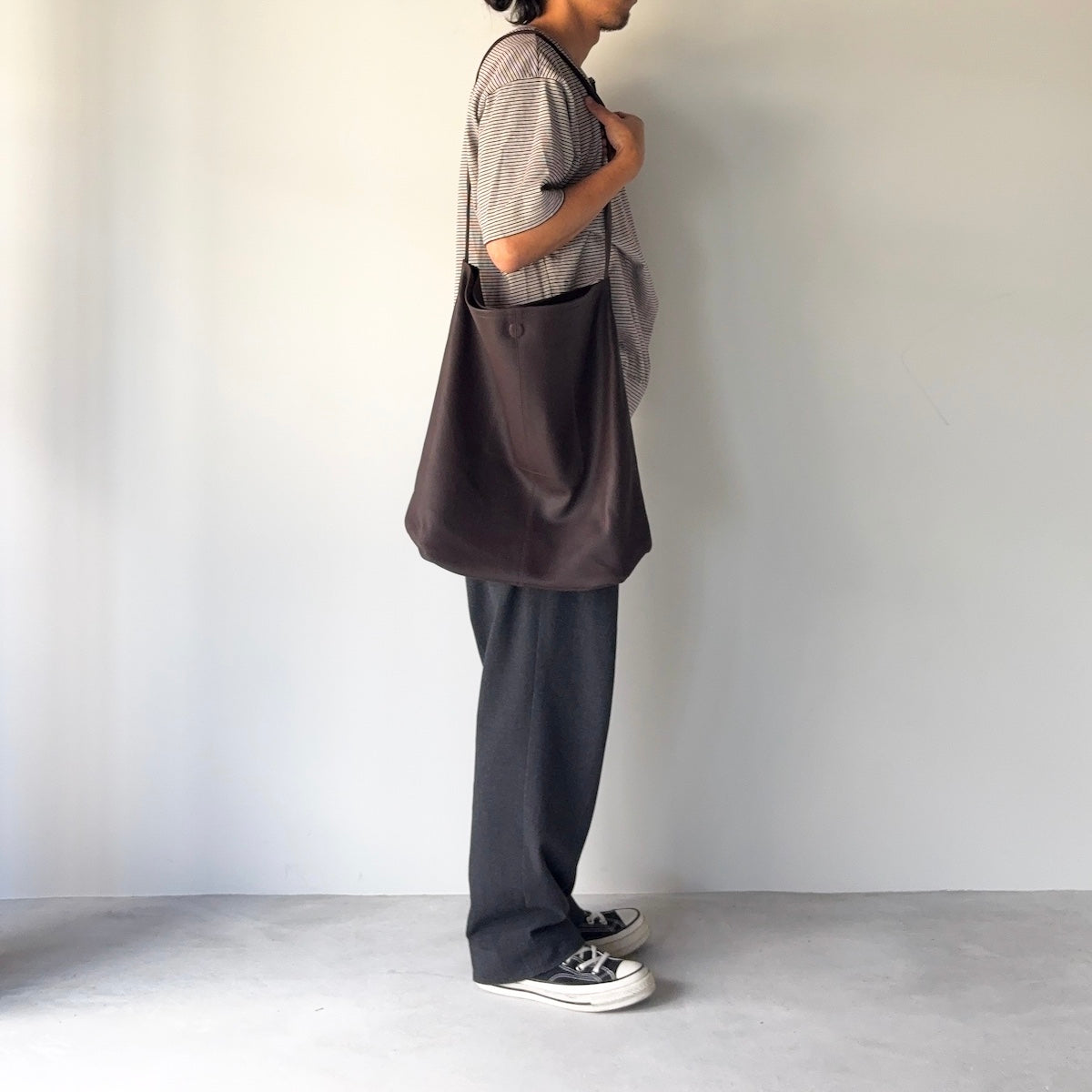 morphee / Cylinder L / Dark Choco