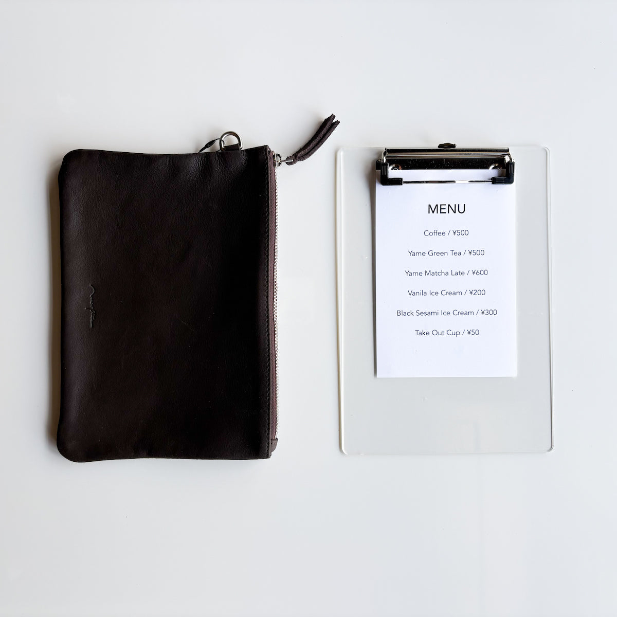 morphee / STRAP LEATHER POUCH / Dark Choco