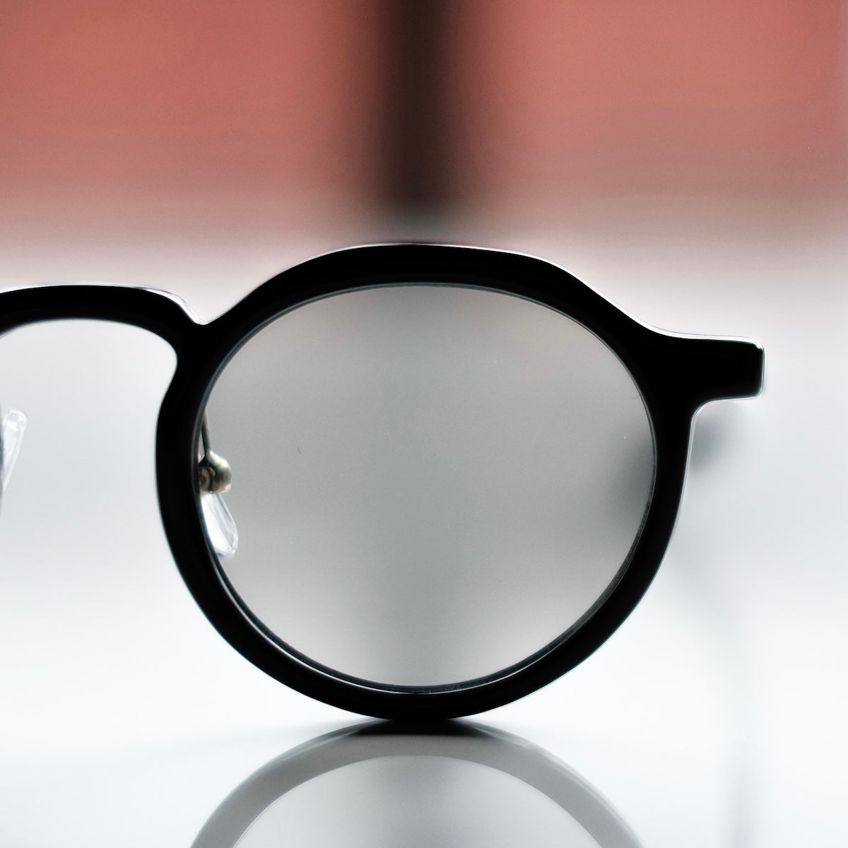 ciqi / Damon Sunglasses / Black x Light Gray Lenses