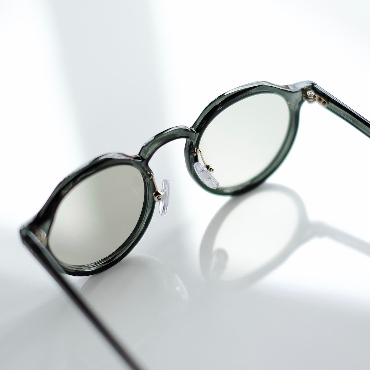 ciqi / Damon Sunglasses / Khaki x Light Gray Lenses