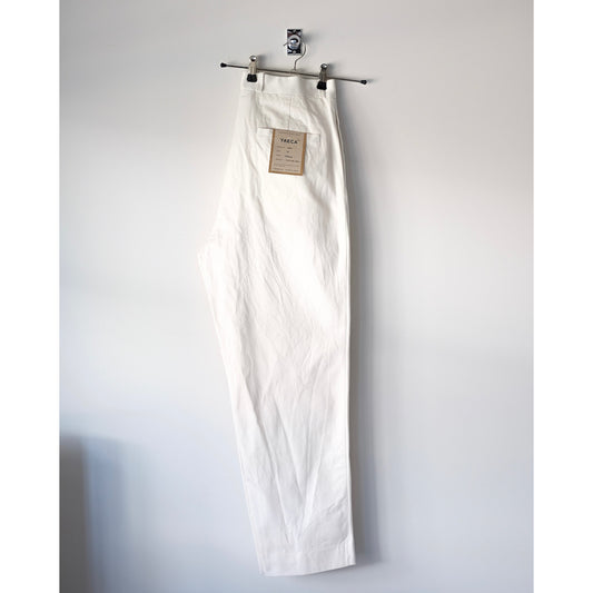 YAECA / Tuck Tapered Chino / WHITE