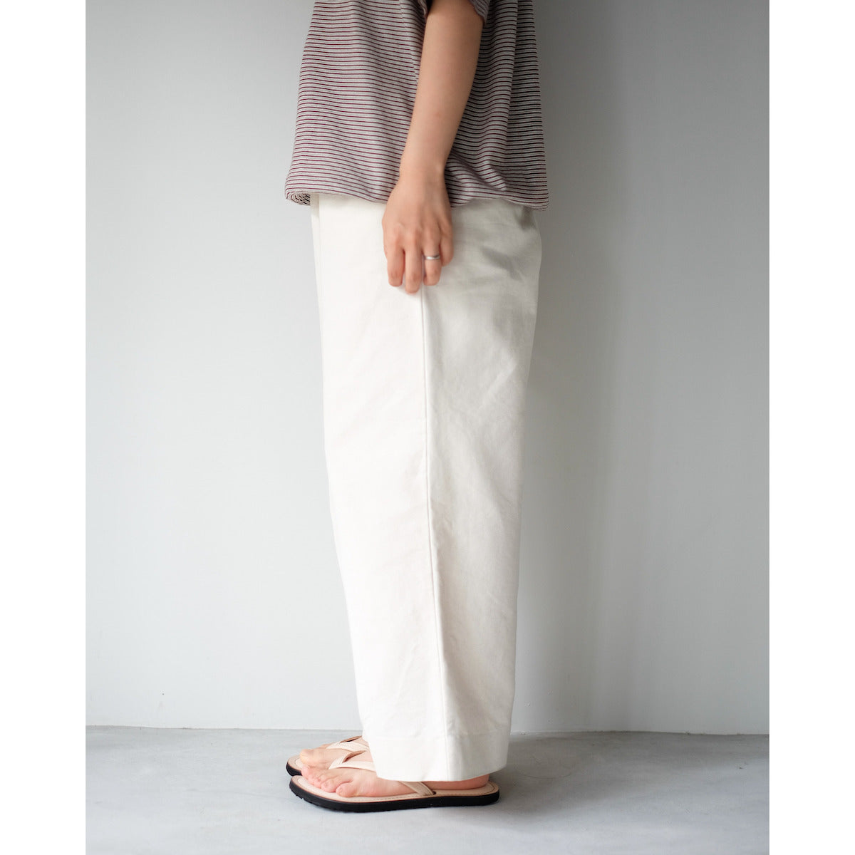 kamelia / Leather Beach Sandal / TAN