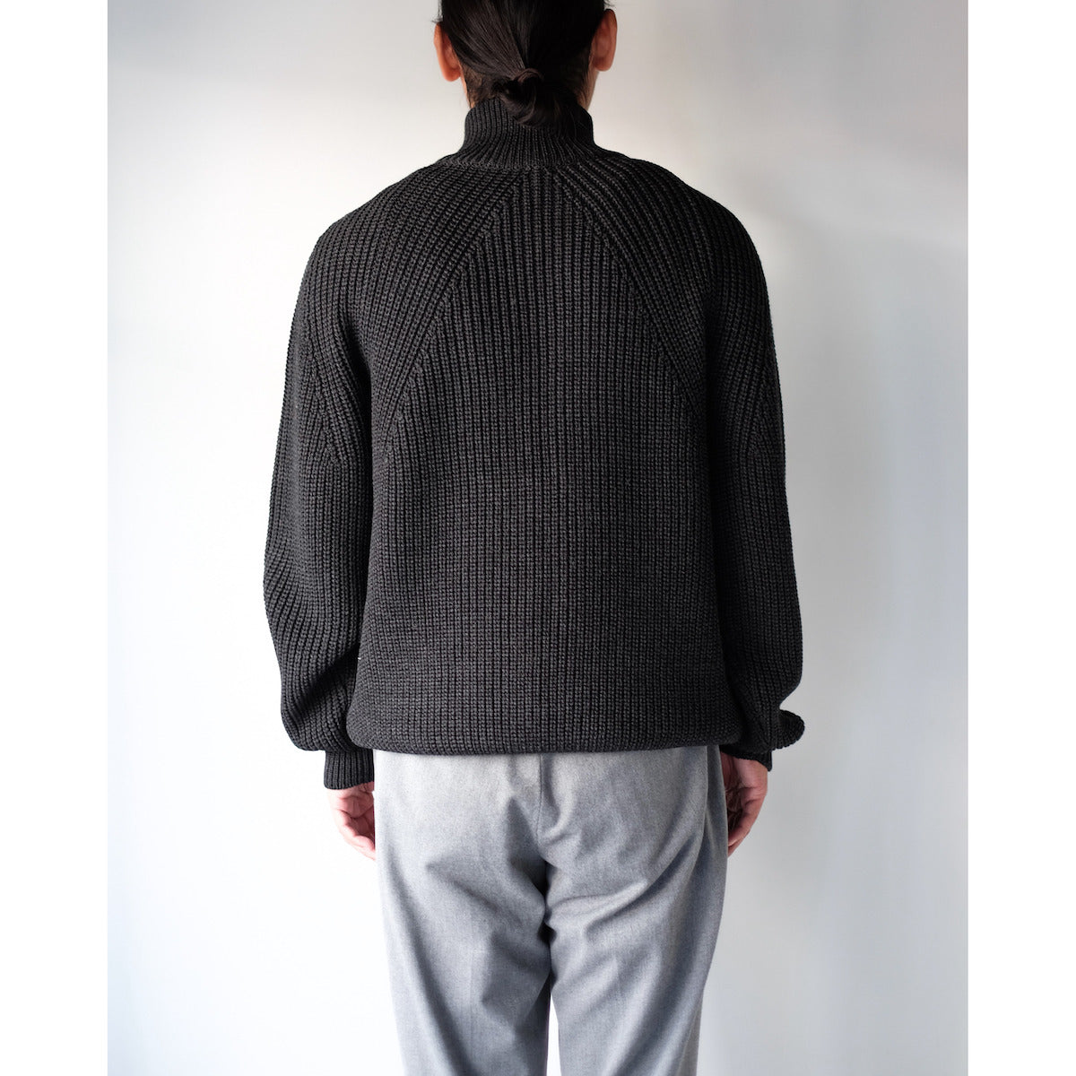 BATONER / Signature Drivers Knit / CHARCOAL