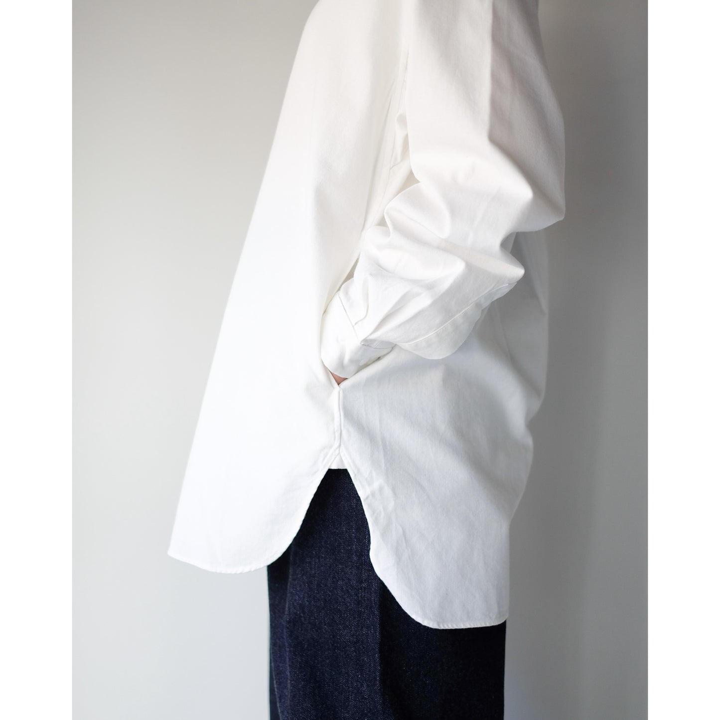 YAECA WOMEN / Relax Long Comfort Shirt / WHITE