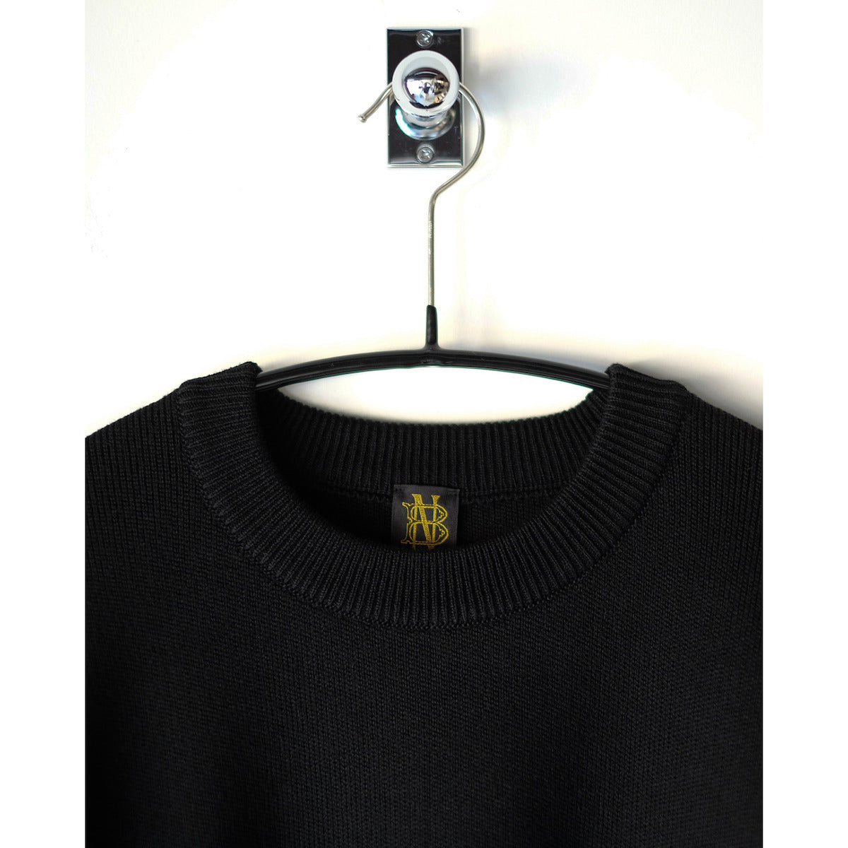 BATONER / Solid Wool Smooth Crew Neck / BLACK