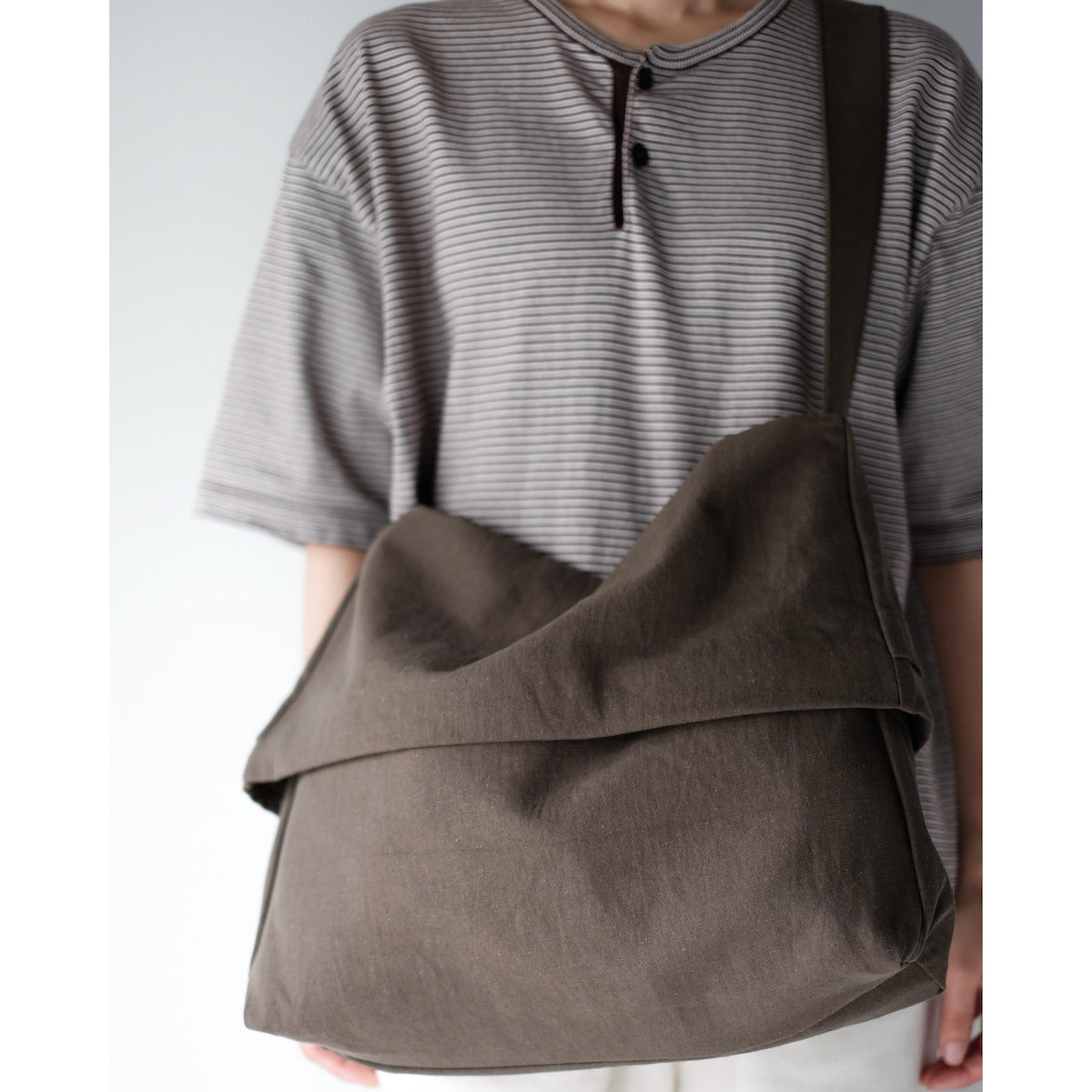 KaILI / COTTON HEMP TRANSFORM BAG M / BROWN