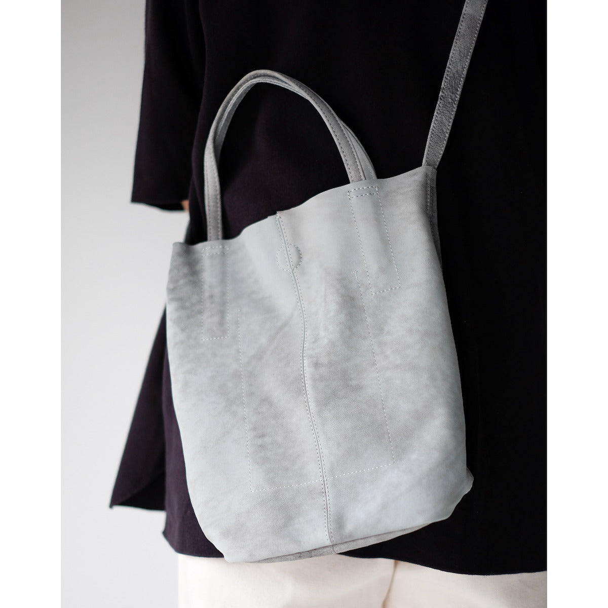 morphee / 2way Small Tote / Antique Suede Light Grey
