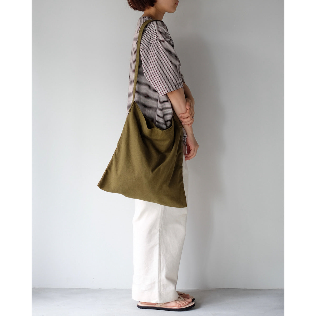 THREAD-LINE / Linen Cotton Flat Shoulder / KHAKI