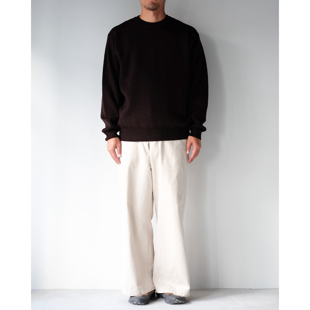 BATONER / Solid Wool Smooth Crew Neck / ROSEWOOD