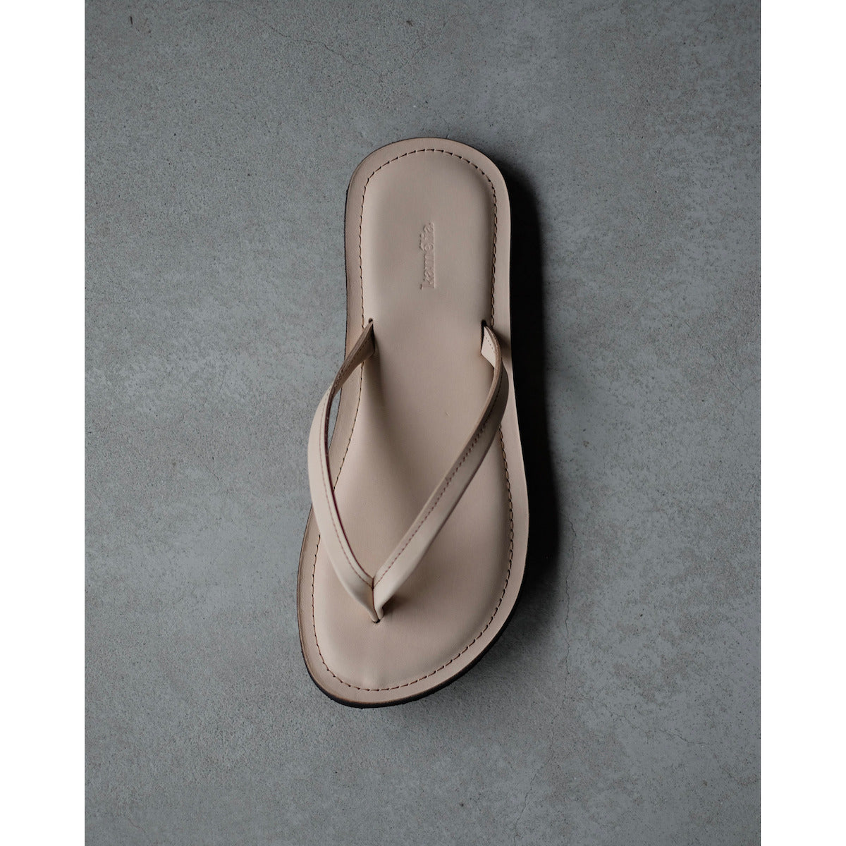 kamelia / Leather Beach Sandal / TAN
