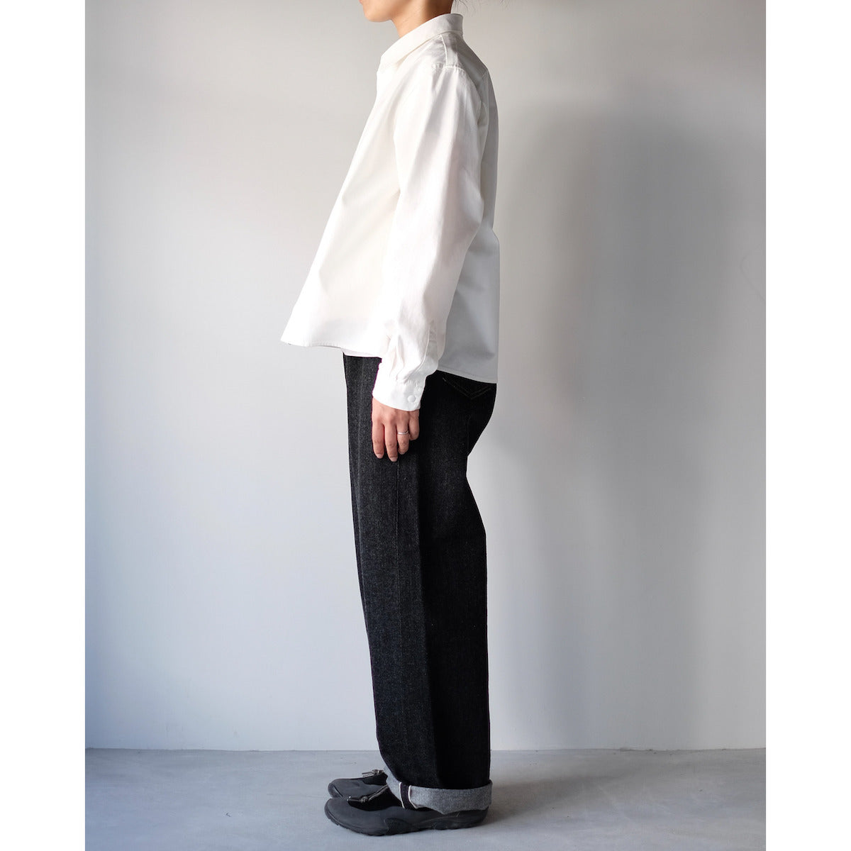 YAECA WOMEN / Relaxed Short Comfort Shirt / WHITE