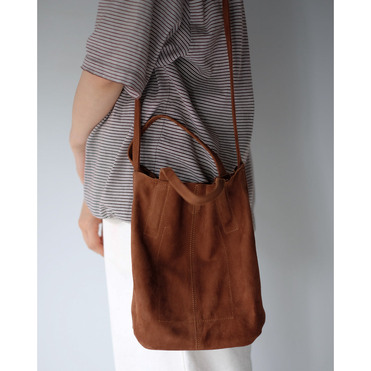 morphee / 2way Small Tote / Oiled Suede Brown