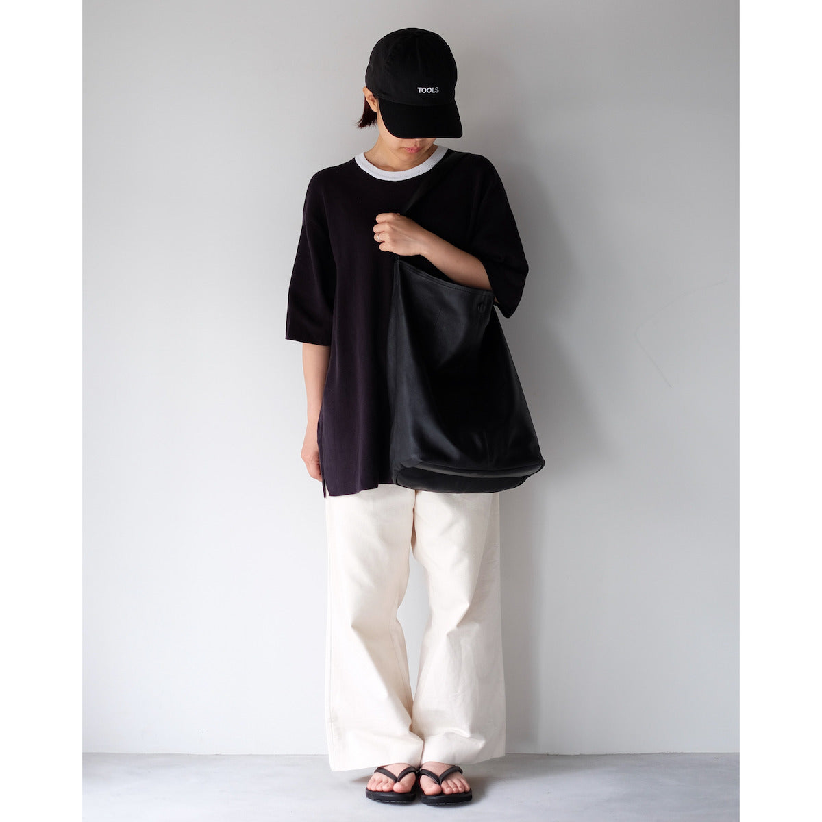morphee / Cylinder L / BLACK