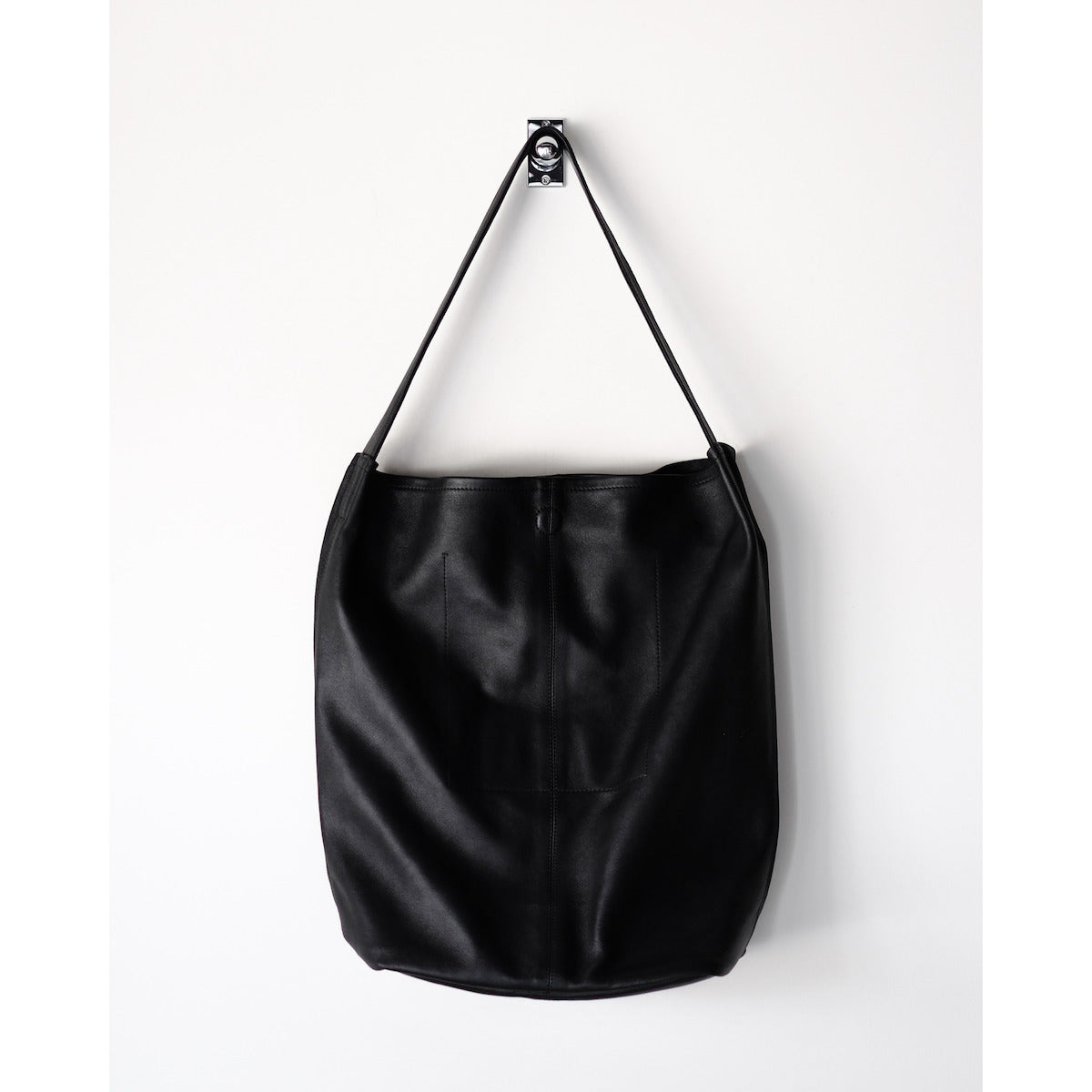 morphee / Cylinder L / BLACK